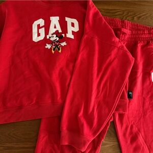 GAP Red Disney Minnie Mouse Sweatshirt and Pants Set